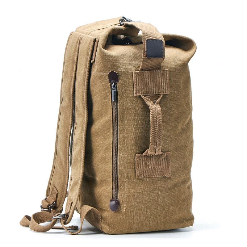 Detalhe do design versátil do Saco Canvas 35L, perfeito para uso como mochila ou saco convencional, adaptando-se às suas necessidades.
